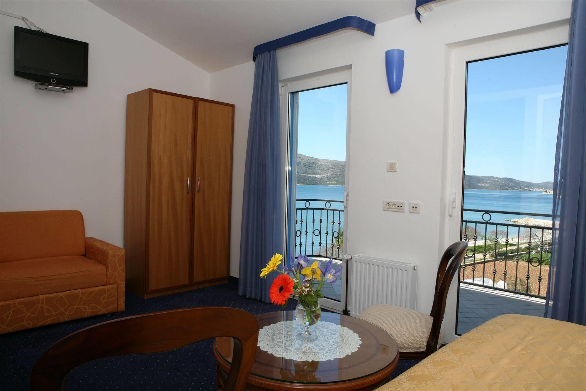 Villa Mediterana Seget Vranjica Εξωτερικό φωτογραφία