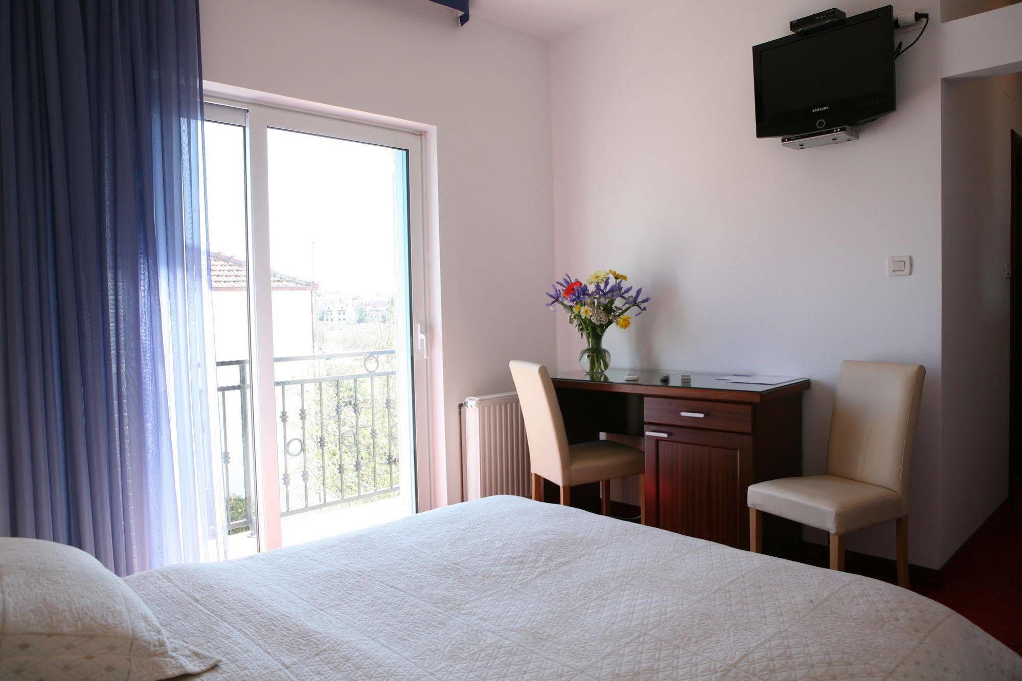 Villa Mediterana Seget Vranjica Εξωτερικό φωτογραφία